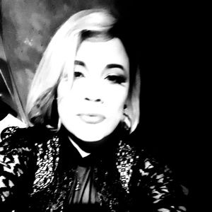 Meet your Posher, Nina